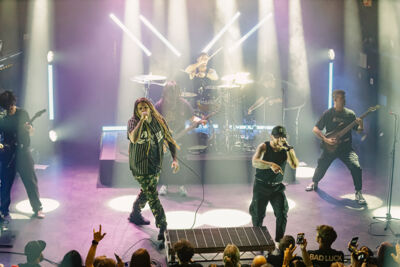 We Came As Romans @ 013, foto 30, foto's door Peter Smet - FrontView Magazine