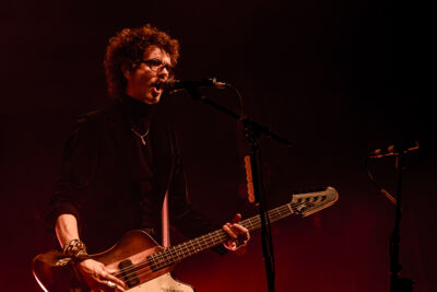 The Darkness @ 013, foto 2, foto's door Dorien Goetschalckx - FrontView Magazine