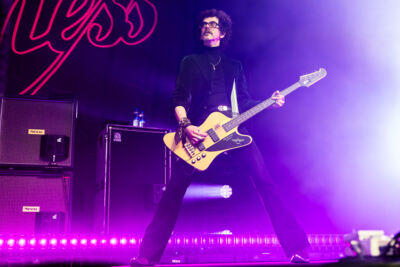 The Darkness @ 013, foto 17, foto's door Dorien Goetschalckx - FrontView Magazine