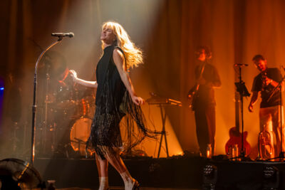Emma Bale @ De Roma, picture 5, photographed by dirk janssens - FrontView Magazine