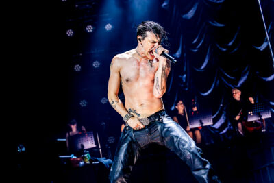 Yungblud @ Vorst Nationaal, picture 11, photographed by Dorien Goetschalckx - FrontView Magazine
