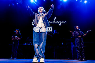 Ella Henderson @ Lotto Arena, picture 8, photographed by Dorien Goetschalckx - FrontView Magazine