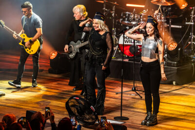 Kim Wilde Closer Tour 2025 @ De Roma, picture 27, photographed by Marc Verdonck - FrontView Magazine