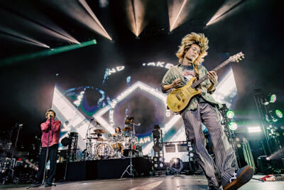 One Ok Rock @ Vorst Nationaal, picture 13, photographed by Peter Smet - FrontView Magazine