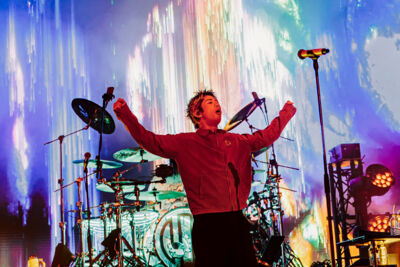 One Ok Rock @ Vorst Nationaal, picture 19, photographed by Peter Smet - FrontView Magazine