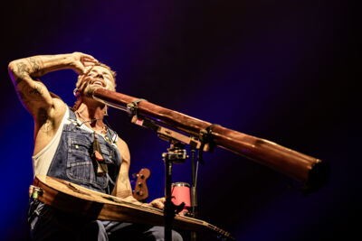 Xavier Rudd @ Vorst Nationaal, picture 14, photographed by Leen Verlinden - FrontView Magazine