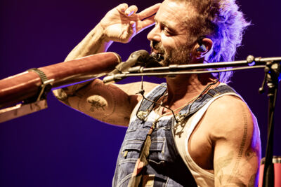 Xavier Rudd @ Vorst Nationaal, picture 15, photographed by Leen Verlinden - FrontView Magazine