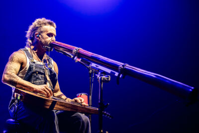 Xavier Rudd @ Vorst Nationaal, picture 17, photographed by Leen Verlinden - FrontView Magazine