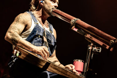 Xavier Rudd @ Vorst Nationaal, picture 22, photographed by Leen Verlinden - FrontView Magazine