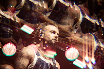Xavier Rudd @ Vorst Nationaal, picture 27, photographed by Leen Verlinden - FrontView Magazine