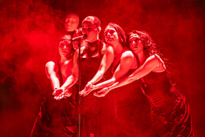 Banks @ Trix, picture 8, photographed by Anoek Houben - FrontView Magazine
