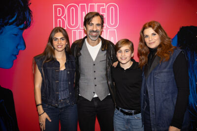 Premiere Romeo & Julia @ Zuiderpershuis, picture 24, photographed by Peter Casie - FrontView Magazine