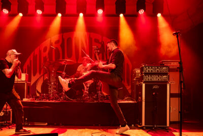 The Sha-La-Lee's @ De Casino, picture 3, photographed by Bart Janssens - FrontView Magazine