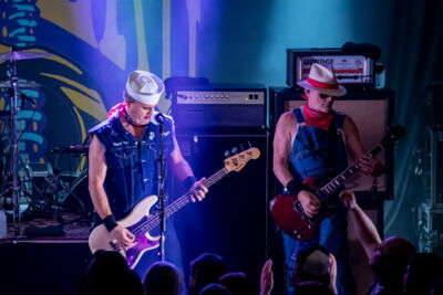 Turbonegro @ De Casino, foto 13, foto's door Bart Janssens - FrontView Magazine