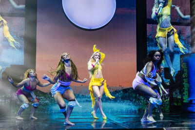 Zara Larsson - Midnight Sun Tour @ Lotto Arena, picture 14, photographed by Marc Verdonck - FrontView Magazine