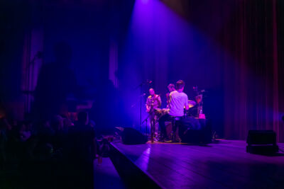 Honey @ De Roma, picture 2, photographed by Bart Janssens - FrontView Magazine