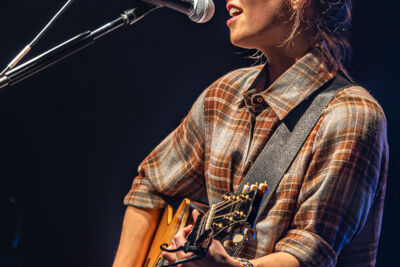 Emmy d'Arc @ BOXX42, picture 7, photographed by Anoek Houben - FrontView Magazine