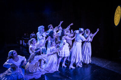 Musical The Addams Family @ CC Vredeberg, picture 11, photographed by Alex Wyckmans - FrontView Magazine