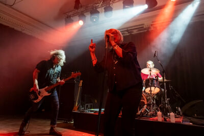 Magnapop @ De Casino, picture 7, photographed by Bart Janssens - FrontView Magazine