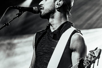Royal Sorrow @ Trix, picture 6, photographed by Anoek Houben - FrontView Magazine