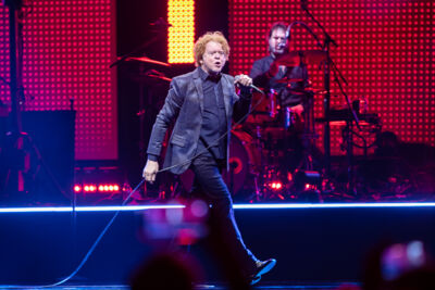 Simply Red - 40th anniversary tour @ Zénith Lille, foto 20, foto's door Anais Callens - FrontView Magazine