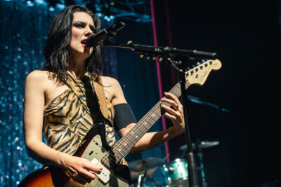 Wolf Alice @ Cirque Royal, foto 1, foto's door Jelle Meersschaut - FrontView Magazine