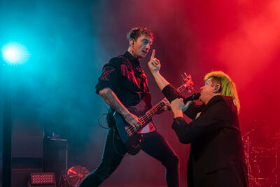 The Funeral Portrait @ Trix, picture 2, photographed by Bart Janssens - FrontView Magazine