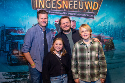Première Ingesneeuwd @ Fakkeltheater - Rode Zaal, picture 7, photographed by Goele Bormans - FrontView Magazine