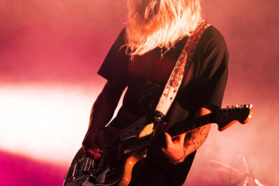 Royel Otis @ Vorst Nationaal, picture 11, photographed by Claudia Guldentops - FrontView Magazine