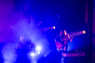 Isbells @ Arenbergschouwburg, foto 1, foto's door Tine Van Daele - FrontView Magazine