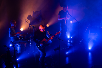 Isbells @ Arenbergschouwburg, foto 2, foto's door Tine Van Daele - FrontView Magazine