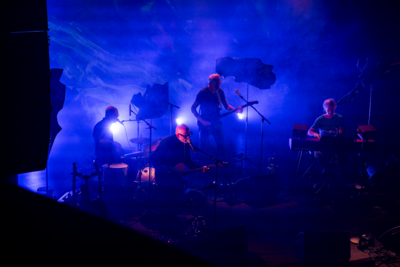 Isbells @ Arenbergschouwburg, foto 4, foto's door Tine Van Daele - FrontView Magazine