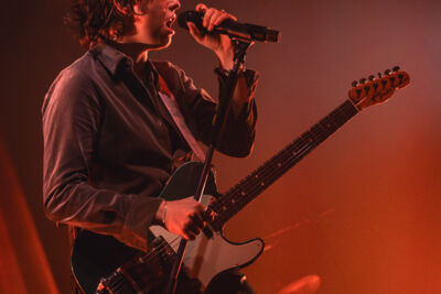 King Princess @ La Madeleine, picture 3, photographed by Jelle Meersschaut - FrontView Magazine