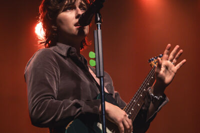 King Princess @ La Madeleine, picture 5, photographed by Jelle Meersschaut - FrontView Magazine
