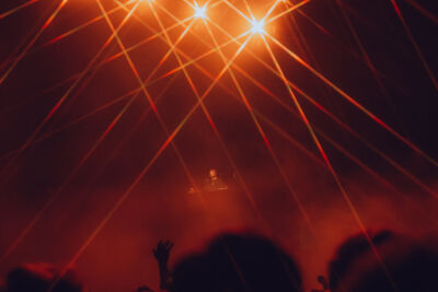 USED:LIVE @ Lotto Arena, picture 11, photographed by Simon Coppens - FrontView Magazine