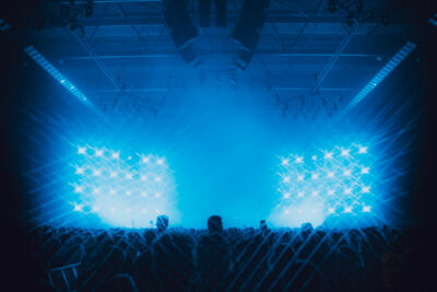 USED:LIVE @ Lotto Arena, picture 12, photographed by Simon Coppens - FrontView Magazine