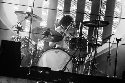 SONS @ De Warmste Week, picture 2, photographed by Anoek Houben - FrontView Magazine