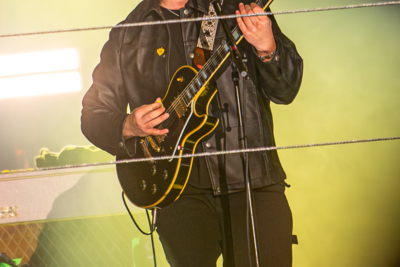 SONS @ De Warmste Week, picture 6, photographed by Anoek Houben - FrontView Magazine