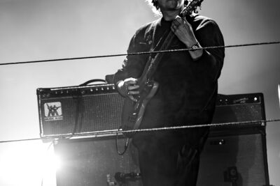 SONS @ De Warmste Week, picture 7, photographed by Anoek Houben - FrontView Magazine