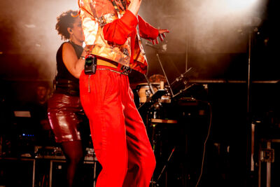 Axelle Red @ Club AFF, picture 4, photographed by Anoek Houben - FrontView Magazine