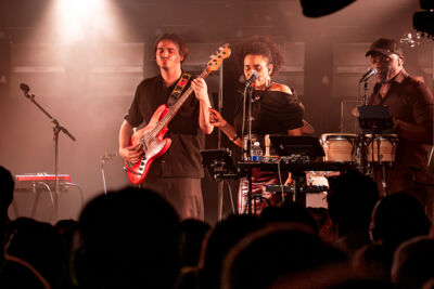 Axelle Red @ Club AFF, picture 5, photographed by Anoek Houben - FrontView Magazine