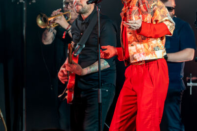 Axelle Red @ Club AFF, picture 6, photographed by Anoek Houben - FrontView Magazine