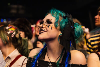 Ashnikko @ 013, picture 9, photographed by Istvan Bruggen - FrontView Magazine