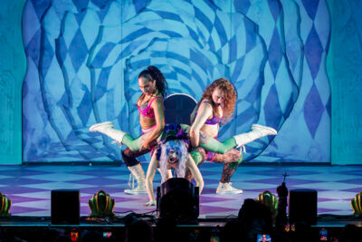 Ashnikko @ 013, picture 17, photographed by Istvan Bruggen - FrontView Magazine