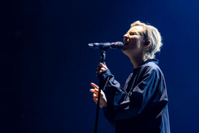 Hooverphonic @ Lotto arena, picture 1, photographed by dirk janssens - FrontView Magazine
