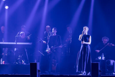 Hooverphonic @ Lotto arena, picture 6, photographed by dirk janssens - FrontView Magazine