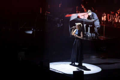 Hooverphonic @ Lotto arena, picture 11, photographed by dirk janssens - FrontView Magazine