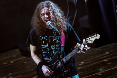 Wisdom in Chains @ Muziekgieterij, picture 16, photographed by Anoek Houben - FrontView Magazine