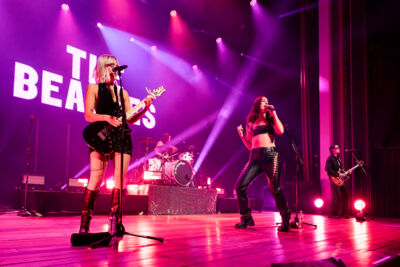 The Beaches @ De Roma, picture 5, photographed by Bart Janssens - FrontView Magazine
