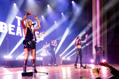 The Beaches @ De Roma, picture 7, photographed by Bart Janssens - FrontView Magazine